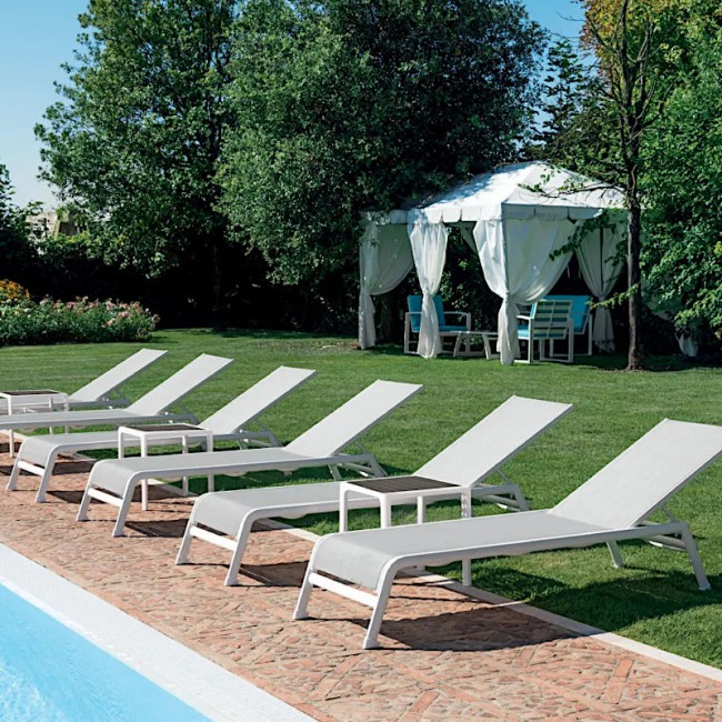 Фотогалерея | Шезлонг Caraibi Light Grey (602-LG) - Contral | Вілла Ванілла Каталог фото | Шезлонг Caraibi Light Grey (602-LG) - Contral | Вілла Ванілла