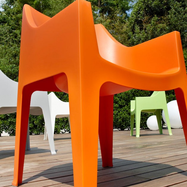 Каталог фото | Крісло Coccolona 2320 Orange (232030) - Вуличні крісла для кафе S•CAB | Вілла Ванілла